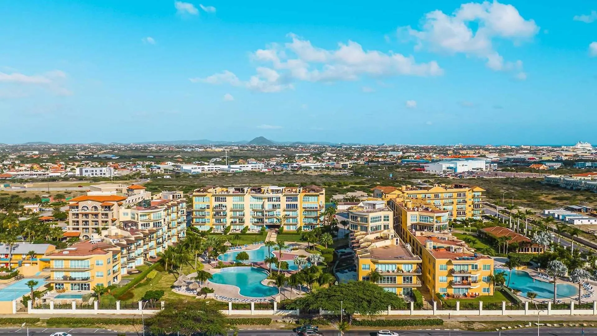 펜션 Beachfront - Royal Penthouse 3Br Condo - Bc352 팜비치